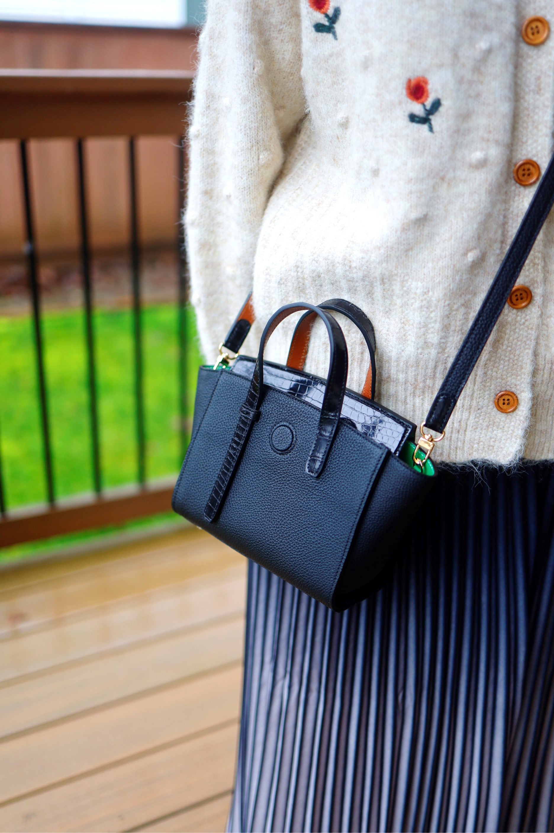 Fog 19 Bag (Crocodile Accent Edition)