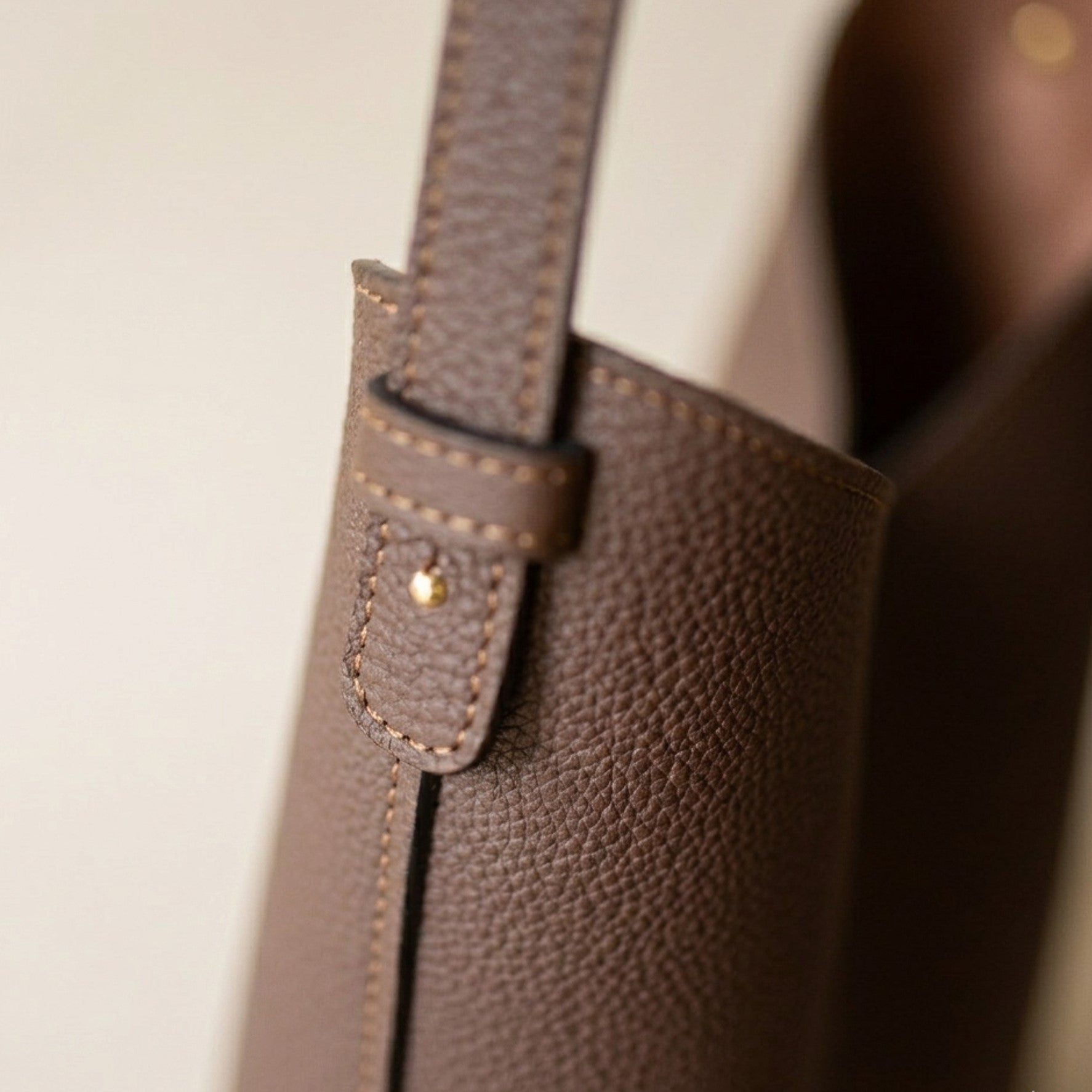 Vela 25 | German Togo Leather Tote