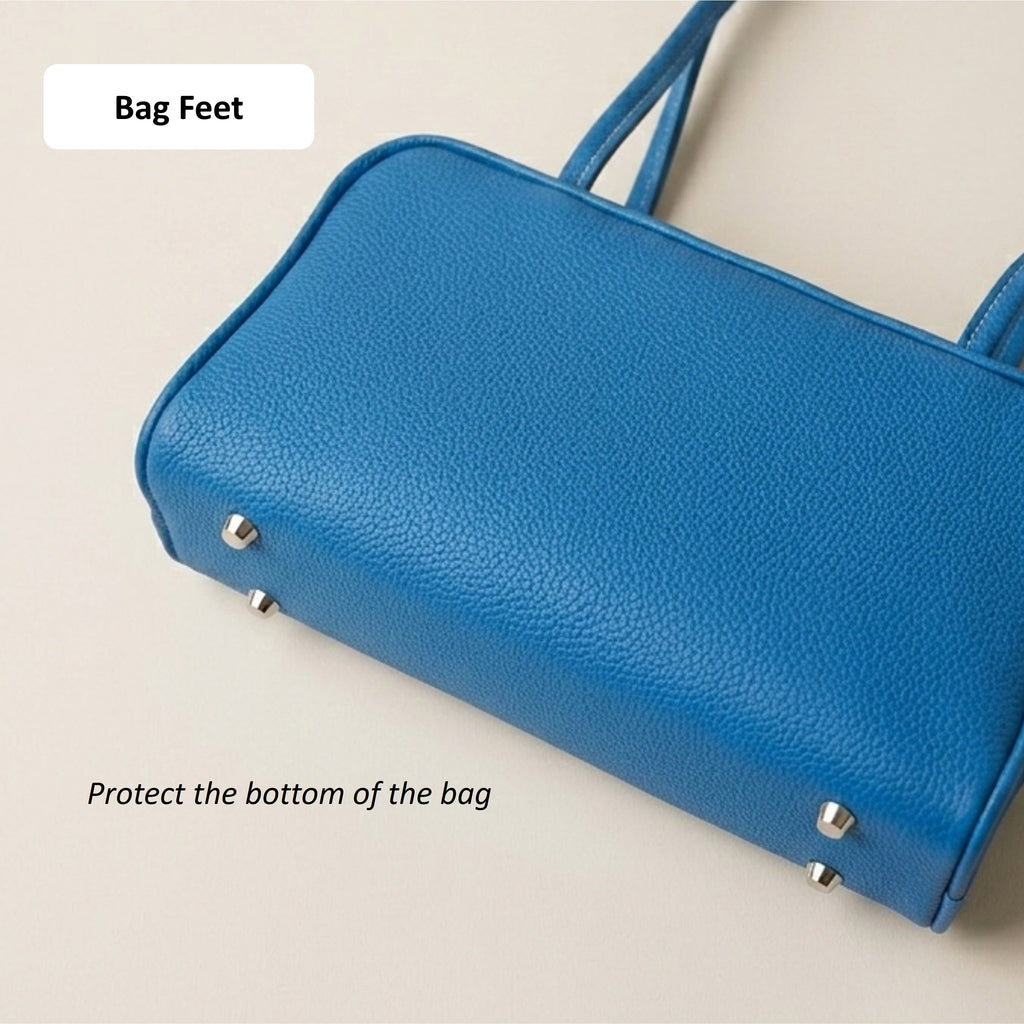 Bottom of the Keywest Bag 25 showing four protective metal feet