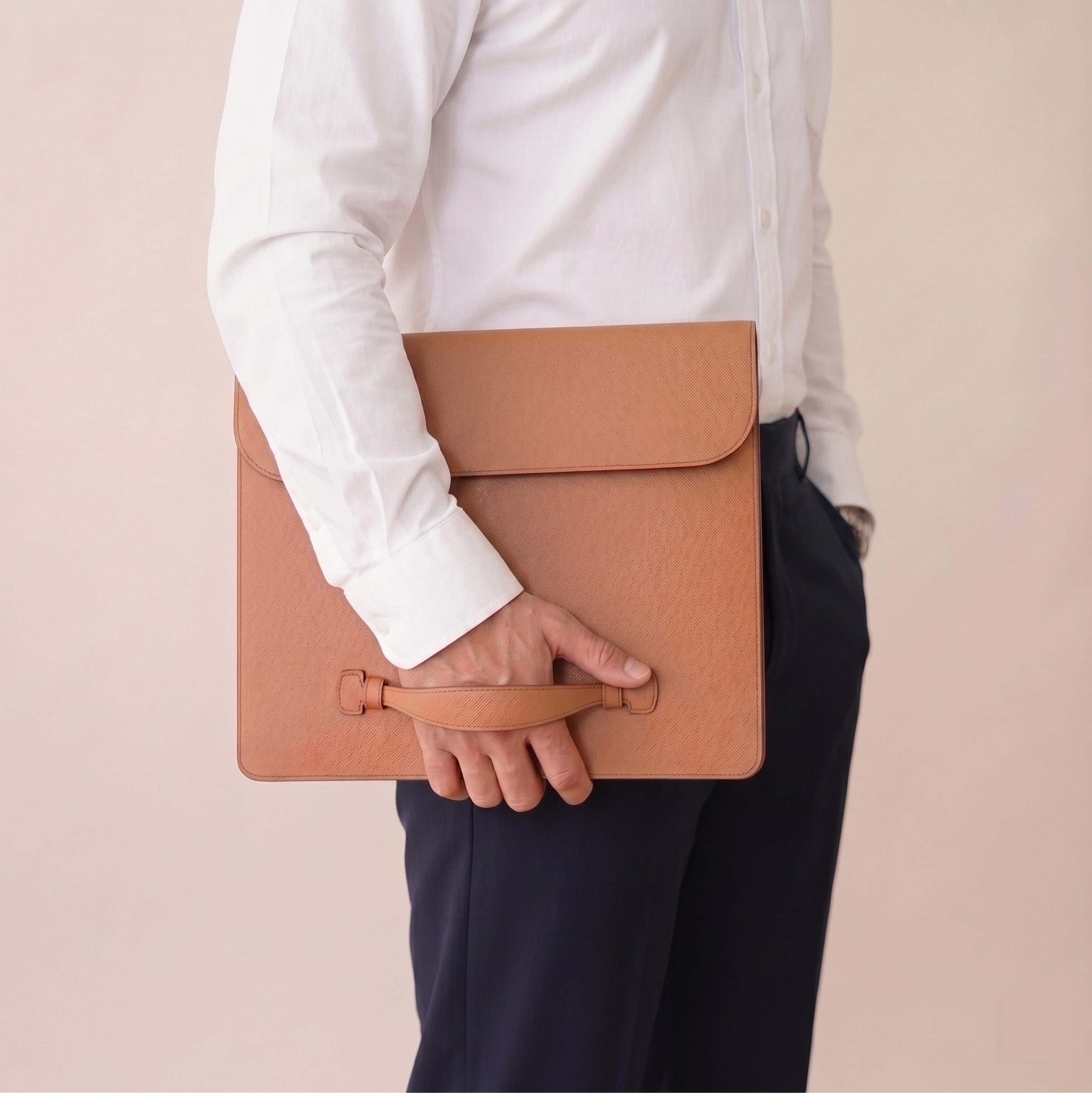 THE PENTAS: German Noblessa Leather Flap Sleeve for MacBook
