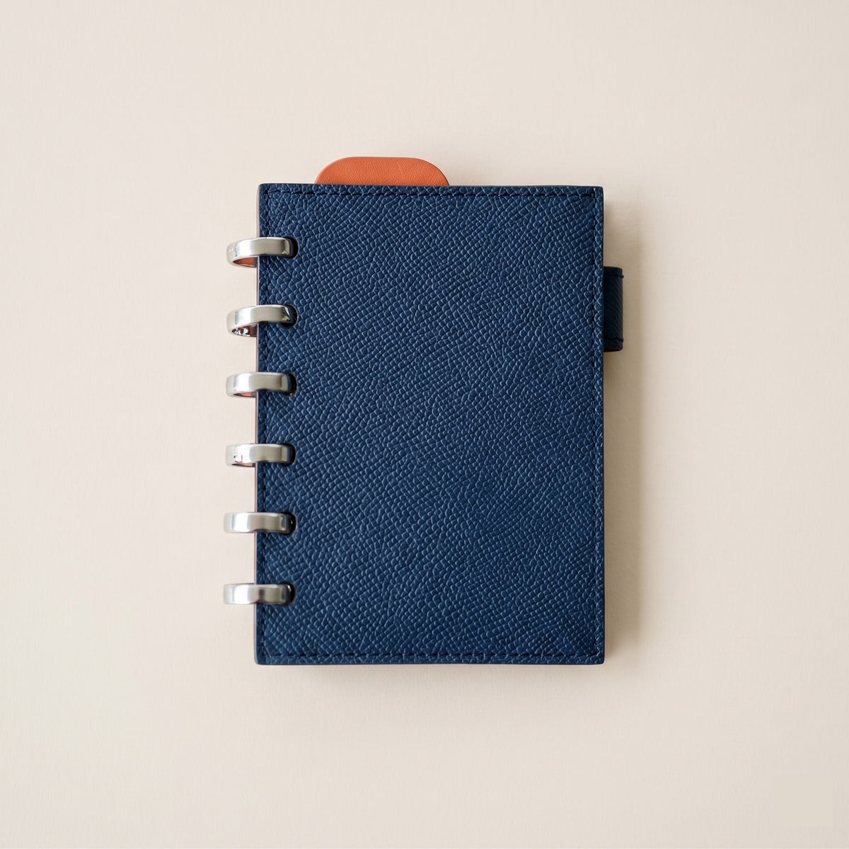 A7 Smart Ring Binder in German Noblessa Leather personalization preview