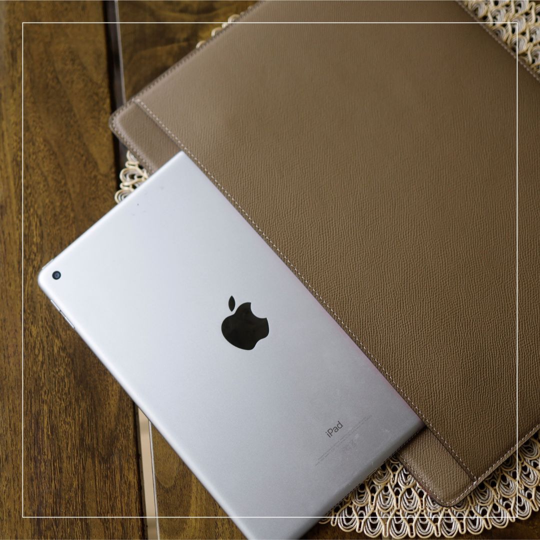 Laptop Sleeve (Epsom Leather)