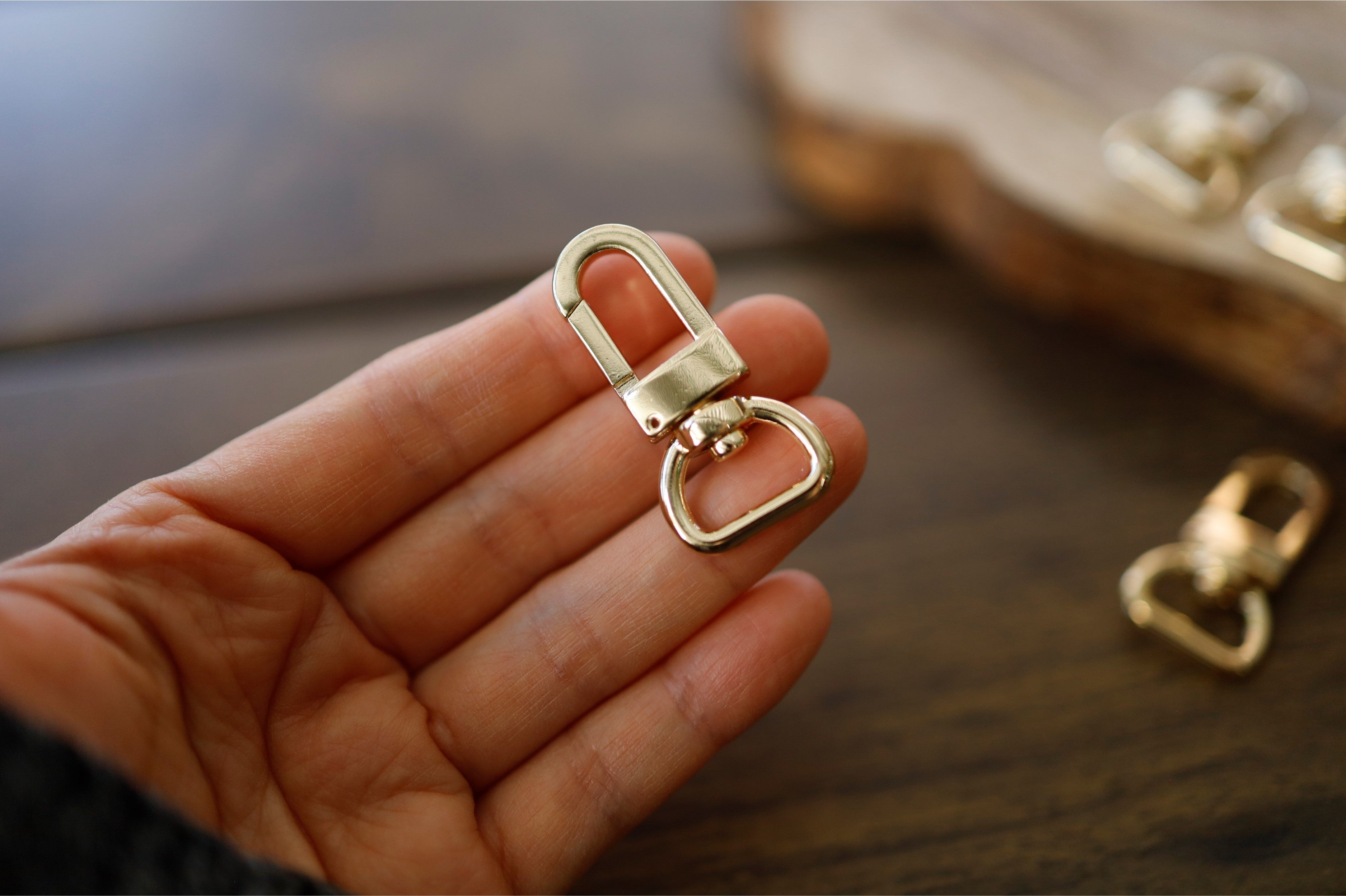 Swivel Clasps (Gold, 1.73” X 0.87”)