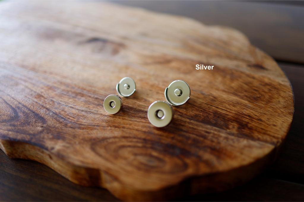 Round Magnetic Snap With Lip