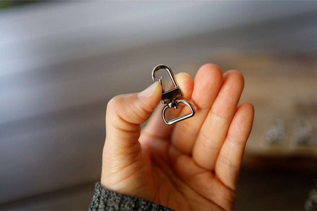 Swivel Clasps (Nickel, 1.34” X 0.79”)