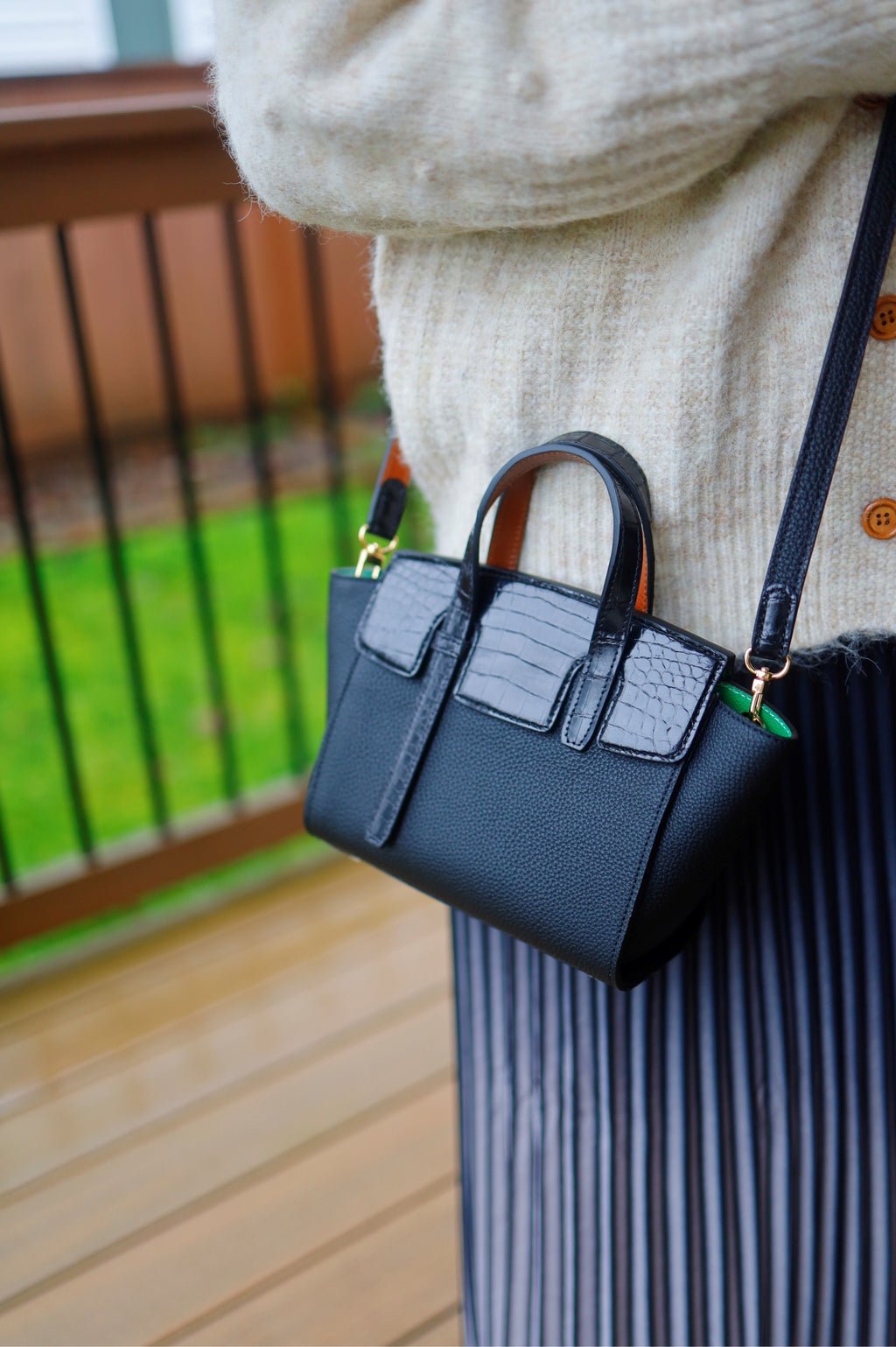 Fog 19 Bag (Crocodile Accent Edition)