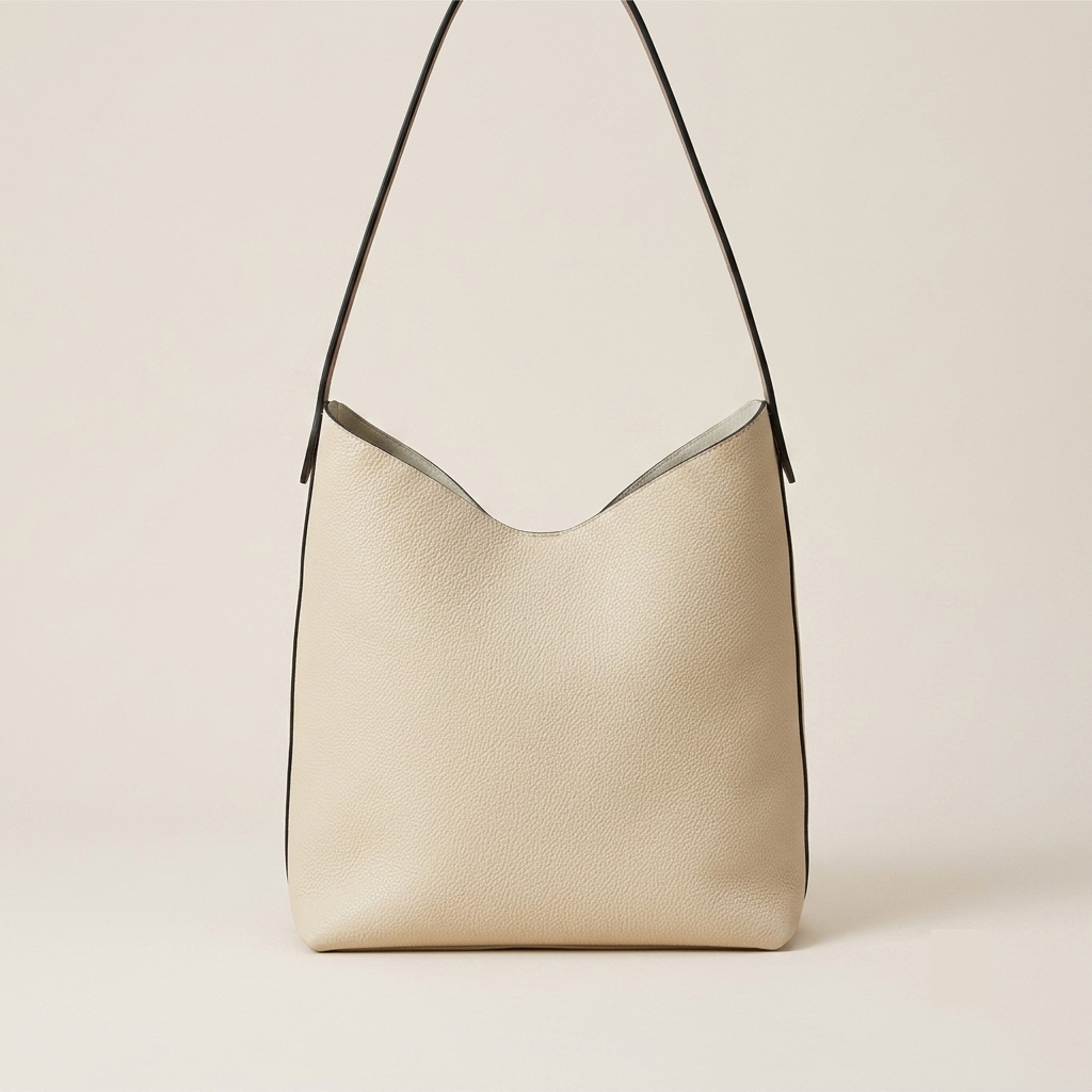 Vela 28 | German Togo Leather Tote