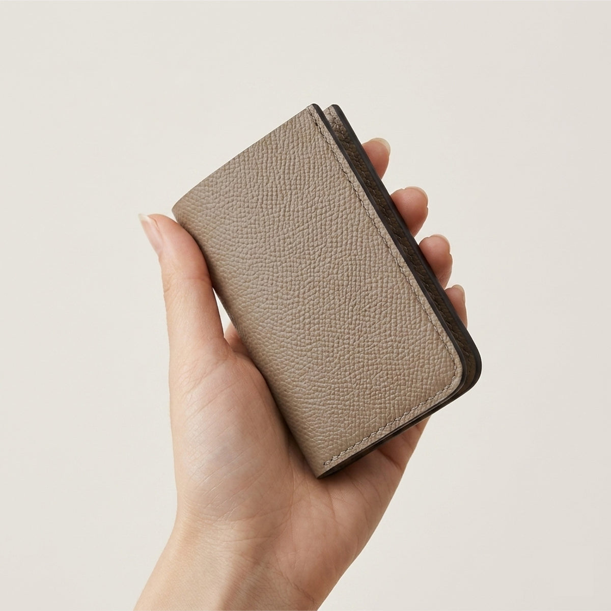 Tyrian Minimal Wallet in German Noblessa Leather