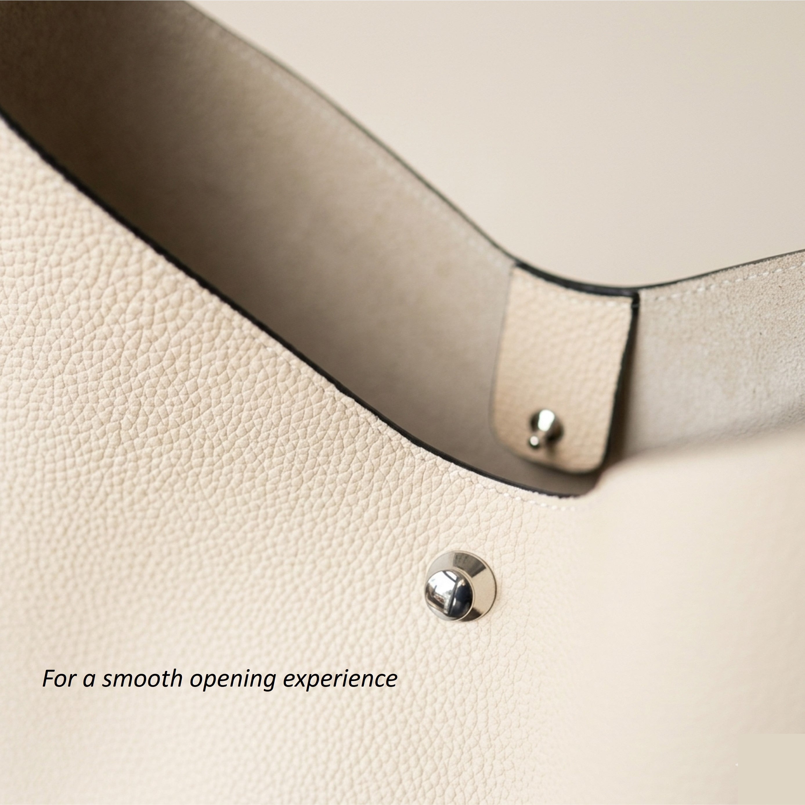 Vela 28 | German Togo Leather Tote