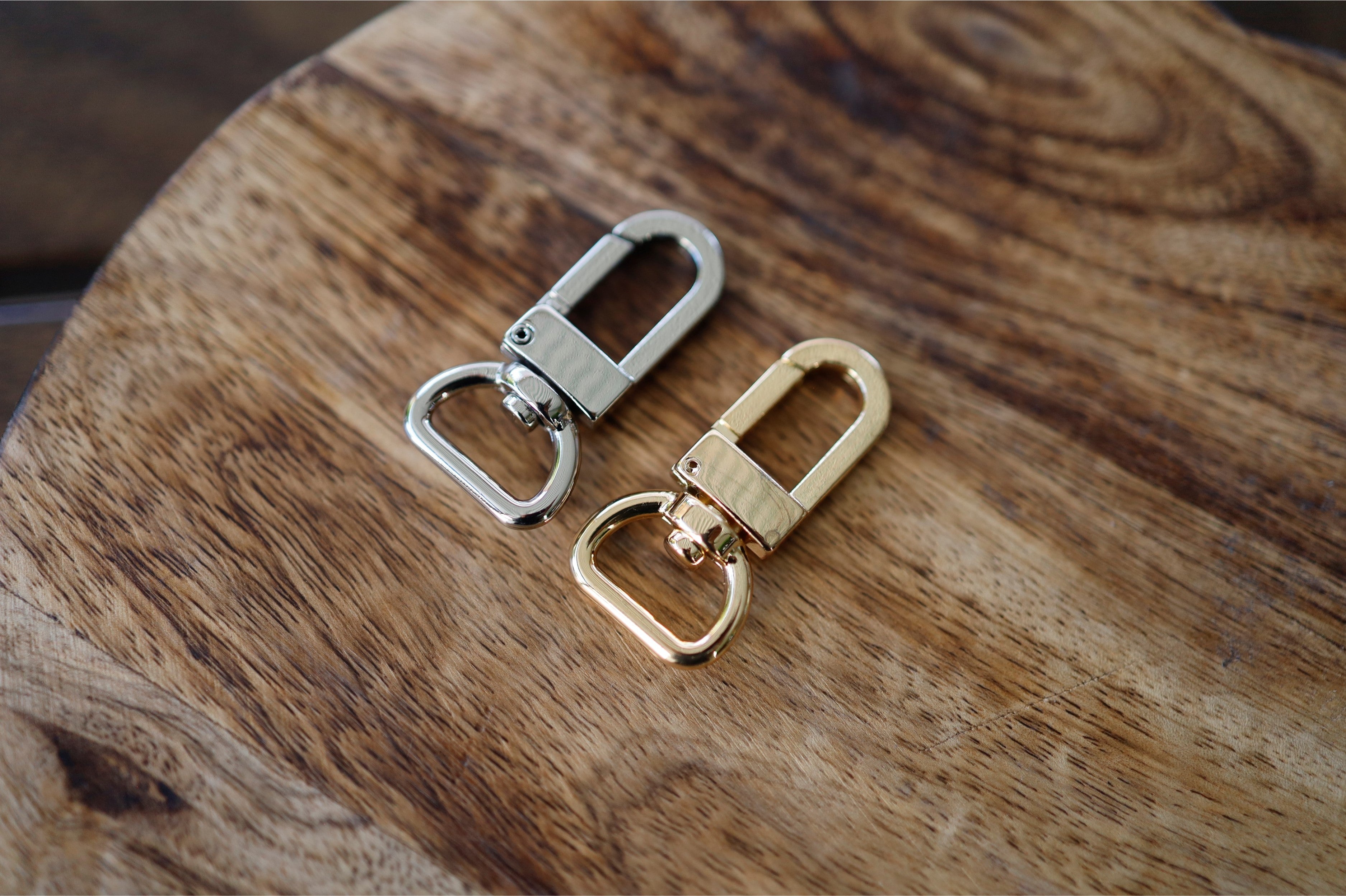 Swivel Clasps (Gold, 1.73” X 0.87”)