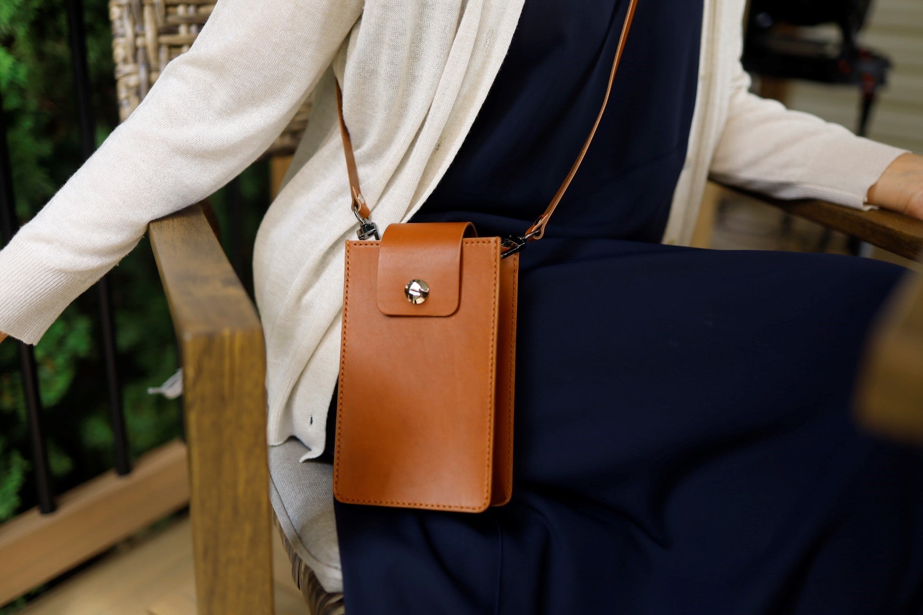 Snap Lock Closure (Silver)