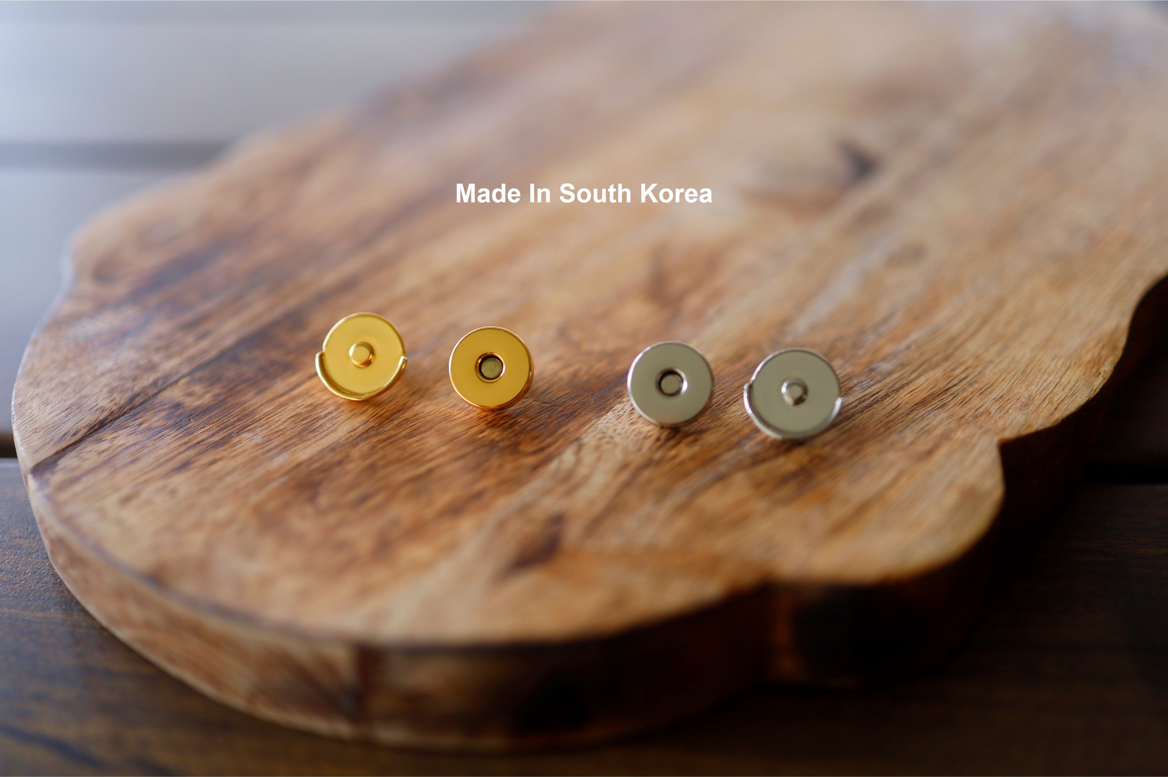 Round Magnetic Snap With Lip