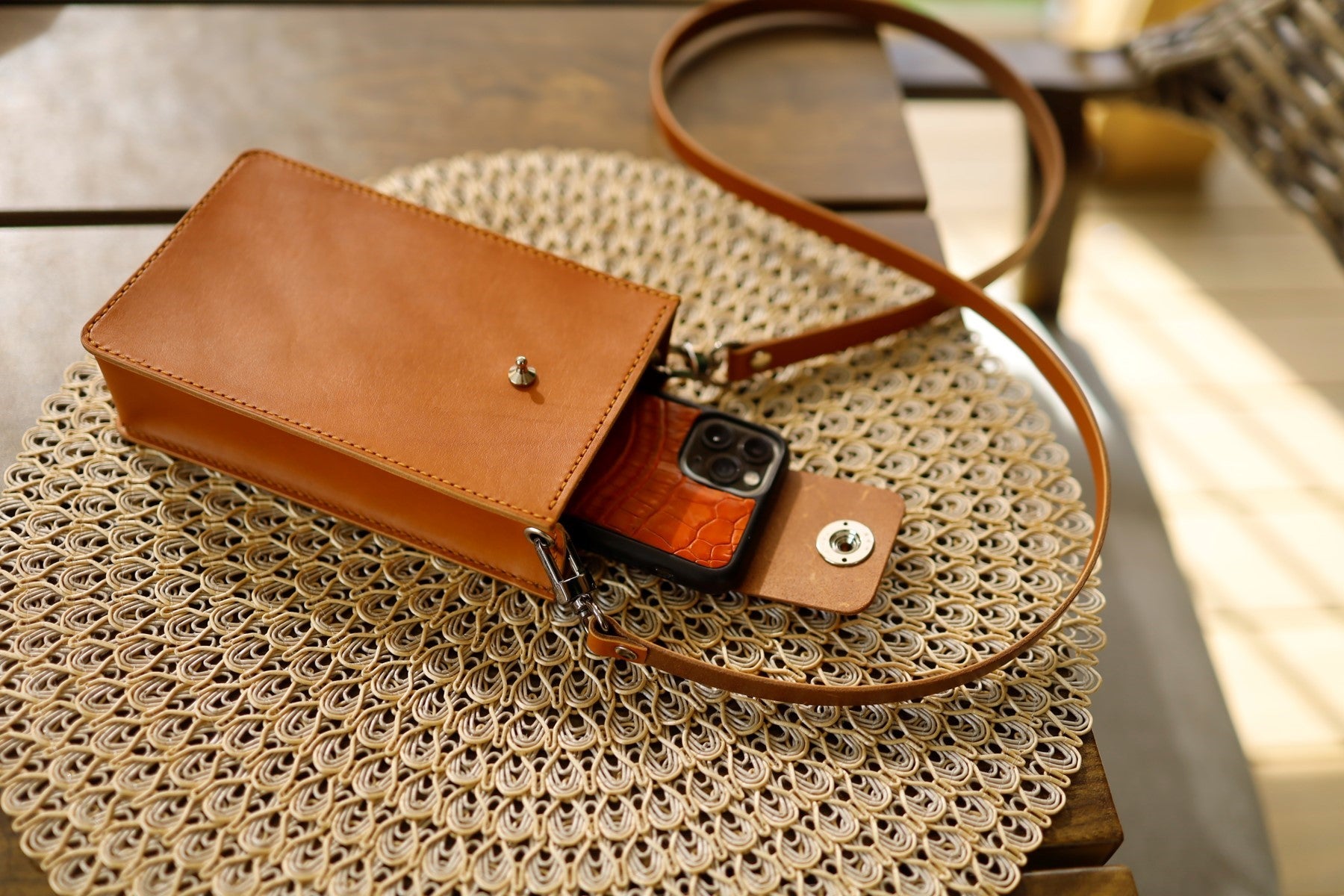 Snap Lock Closure (Silver)