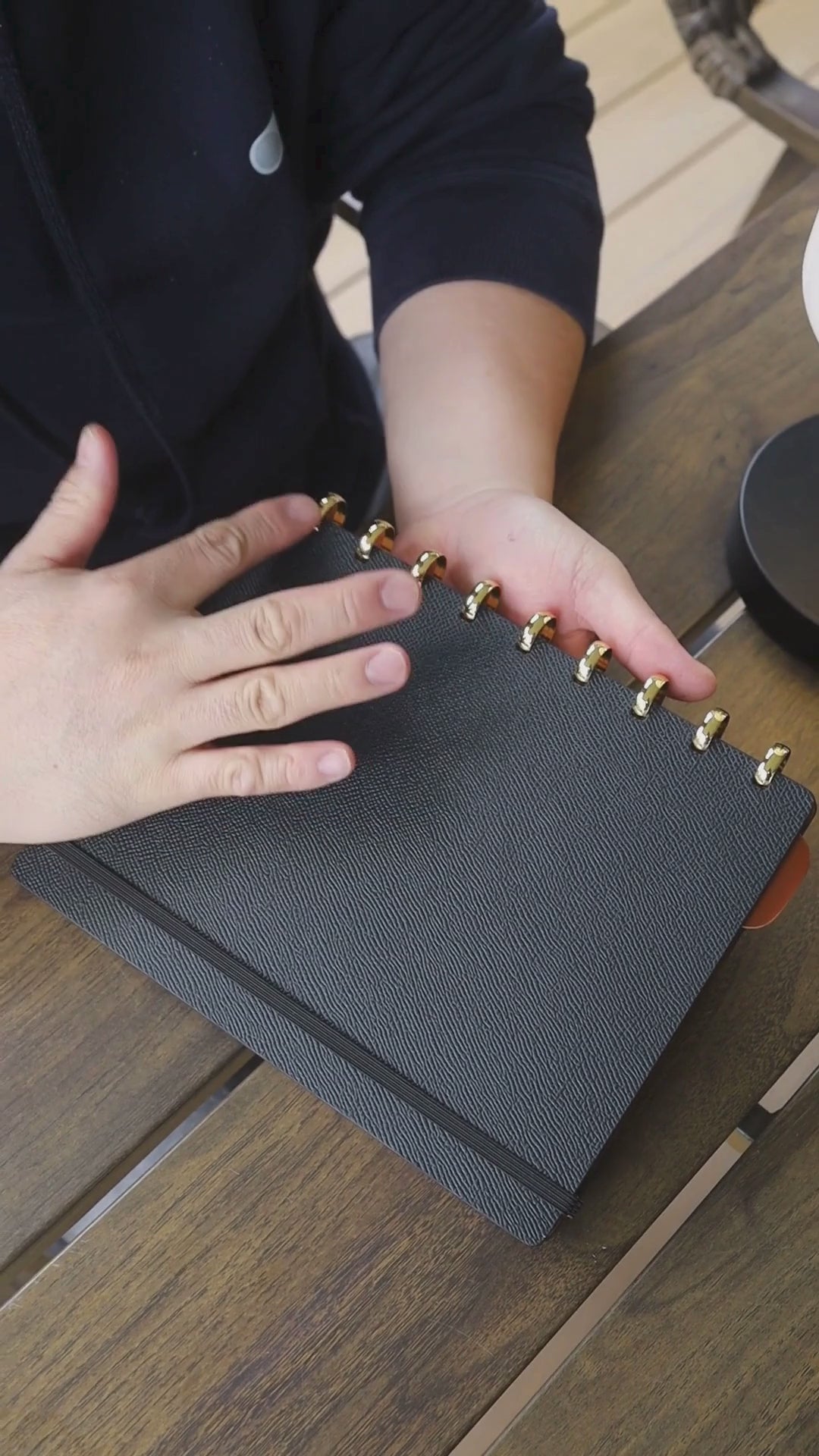 Pocket Discbound Planner in German Noblessa Leather